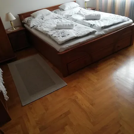Viragos Vendeghaz Apartamento Balatonfüred