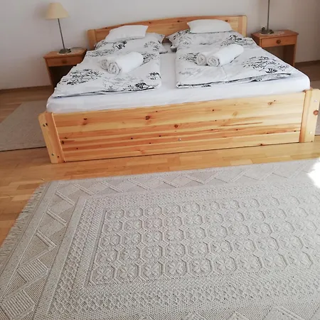 Apartman Virágos