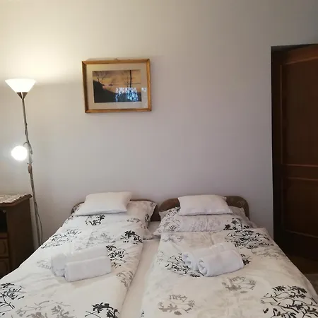 Viragos Vendeghaz Apartamento Balatonfüred