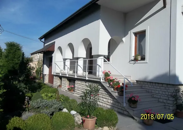 Appartement Viragos Vendeghaz *