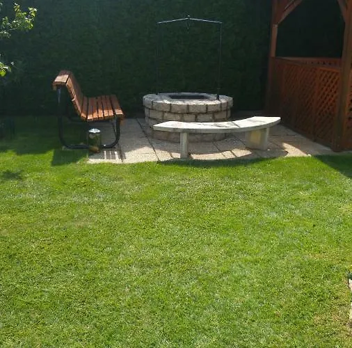 Viragos Vendeghaz * Balatonfüred